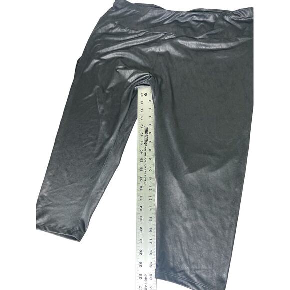 Ava & Viv Black Faux Leather High Waist Capri Leggings Plus Sz 2X (20W-22W) NWT - Picture 11 of 11